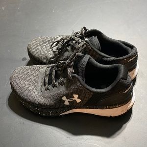 Women’s Under Armour Shoes Size 8